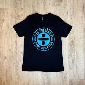 Ed Sheeran Divide World Tour Black T-Shirt Blue Graphic Size Large
